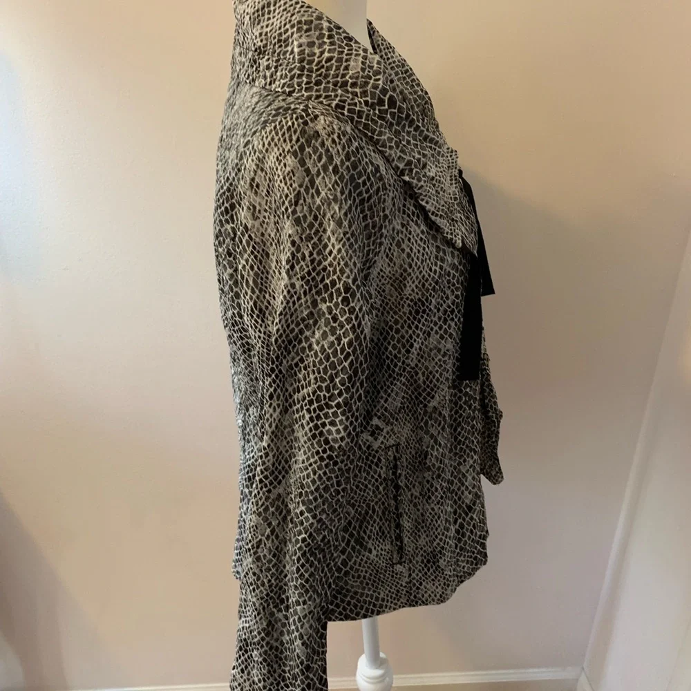 Chico snakeskin print jacket, size 6-8 (0)